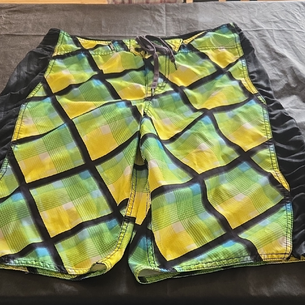 Fox Men's Green and Yellow Board Shorts